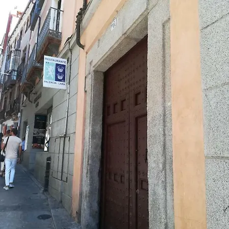 Casa Del Nuncio * トレド